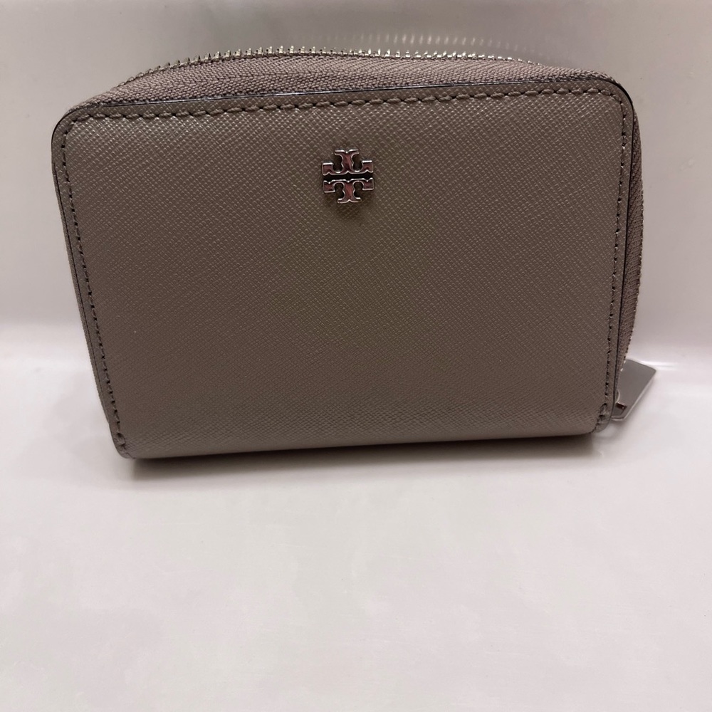 Tory Burch wallet